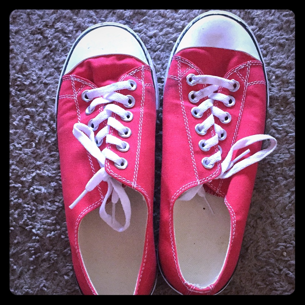 Sure Grip Slip-Resistant Shoes